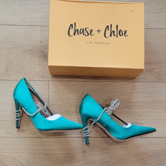 Chase + Chloe Turquoise Heels with Silver Accents - Picture 5 of 13